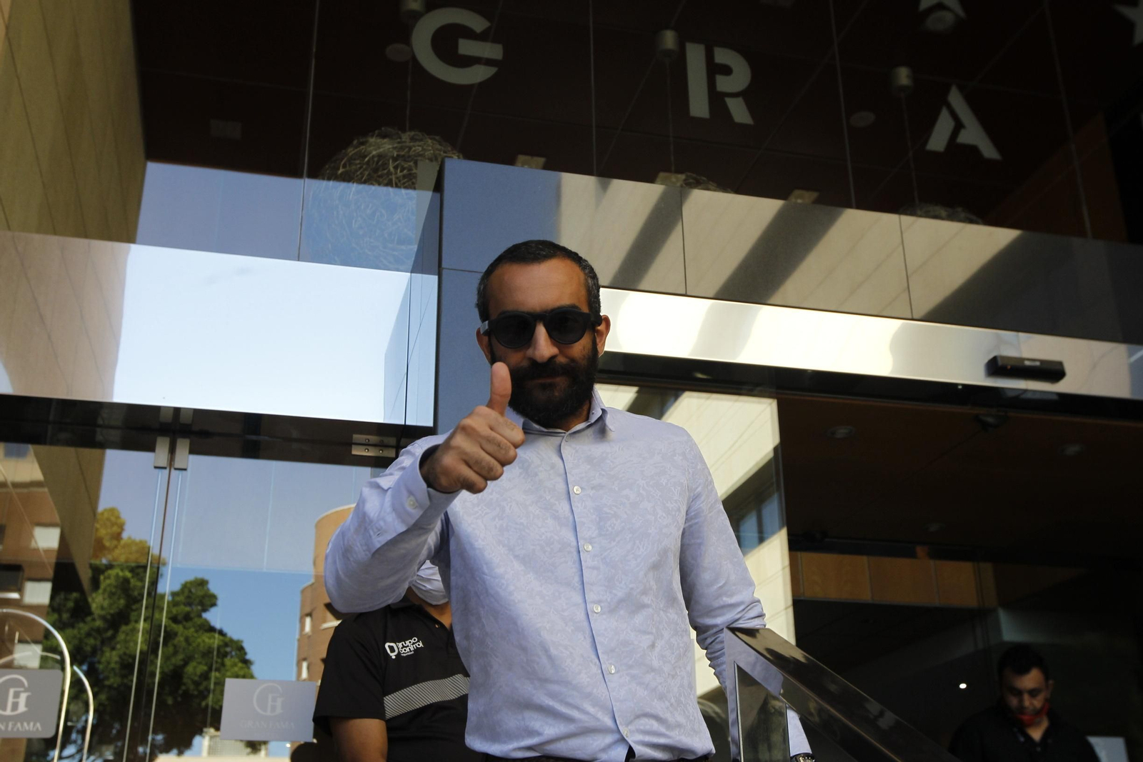 Fotogalería de la afición del Almería antes del partido ante el Girona