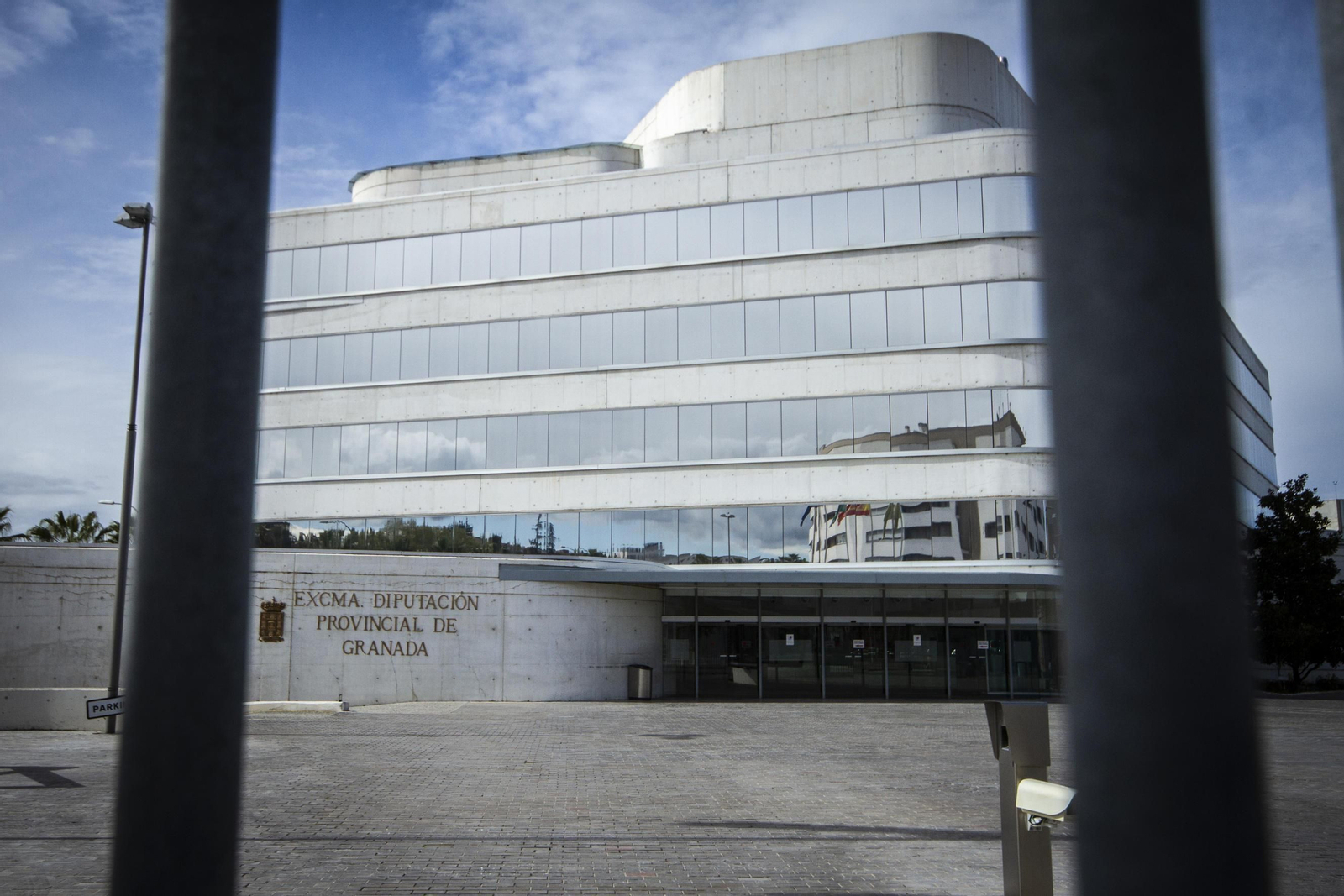 La Diputación de Granada e Interior llegan a un acuerdo para la reforma integral del cuartel de la Guardia Civil en Atarfe