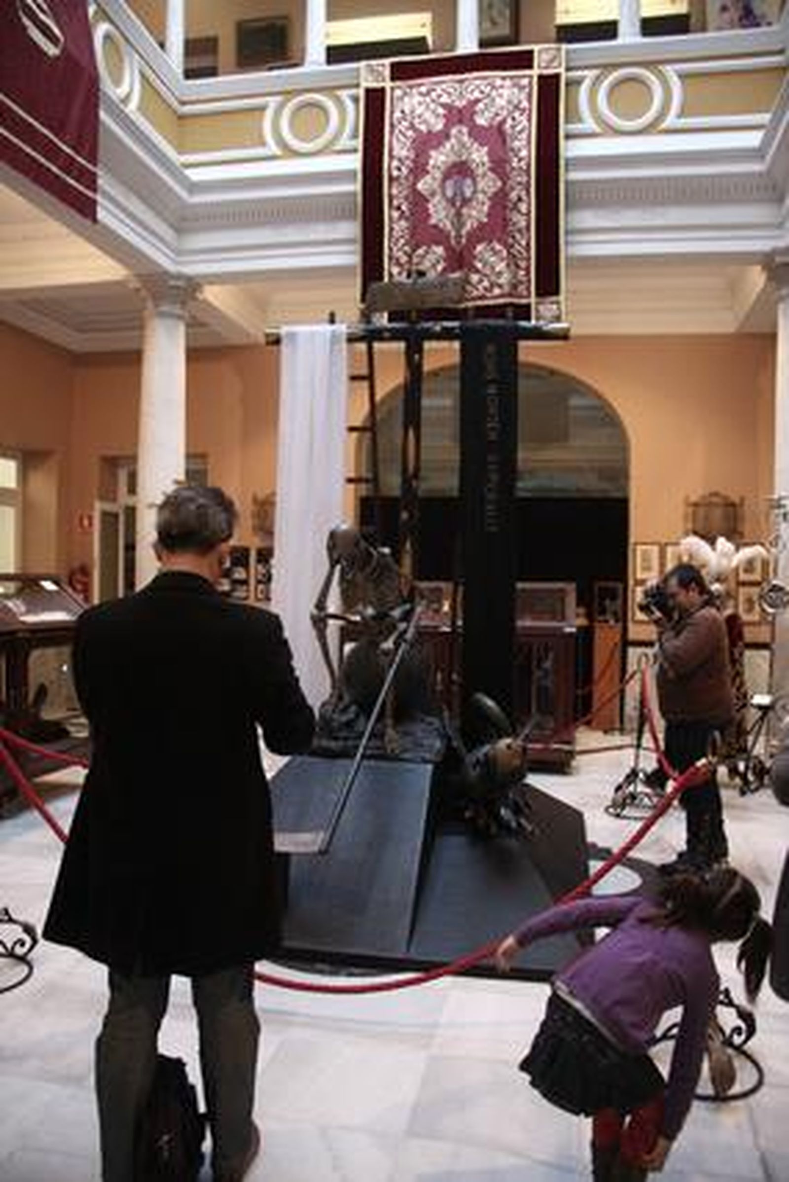 'Mors Mortem Superavit', los orígenes del Santo Entierro