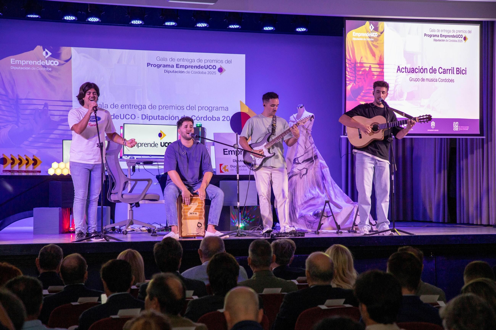 La entrega de los premios EmprendeUCO, en imágenes