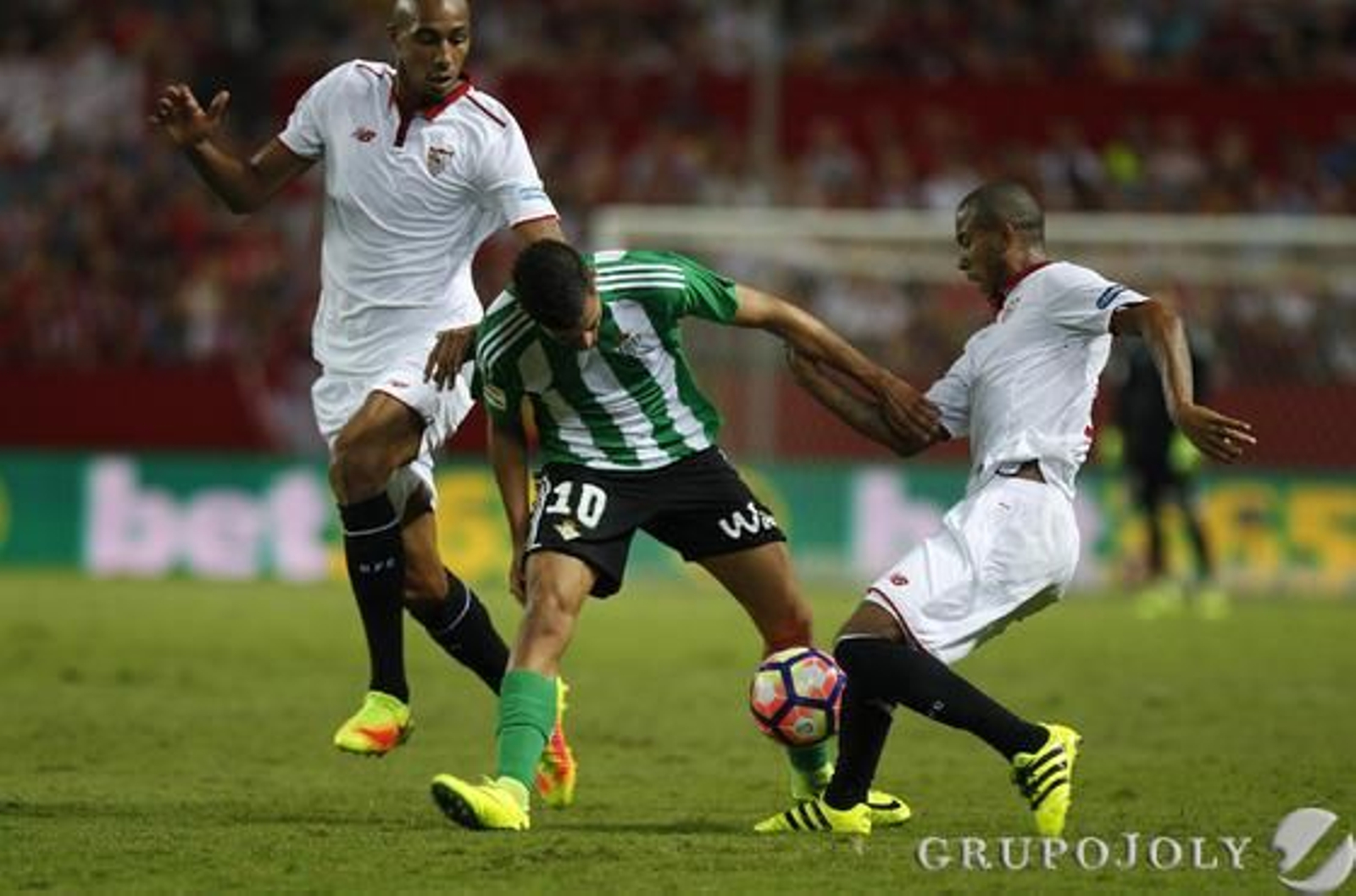 Fotos: Antonio Pizarro y Juan Carlos Muñoz