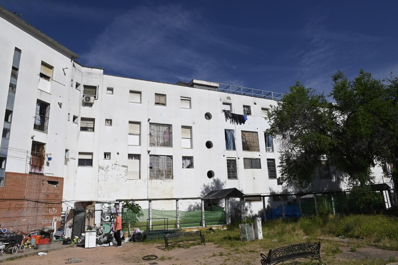 El deterioro del barrio del Guadalquivir de Córdoba, en imágenes