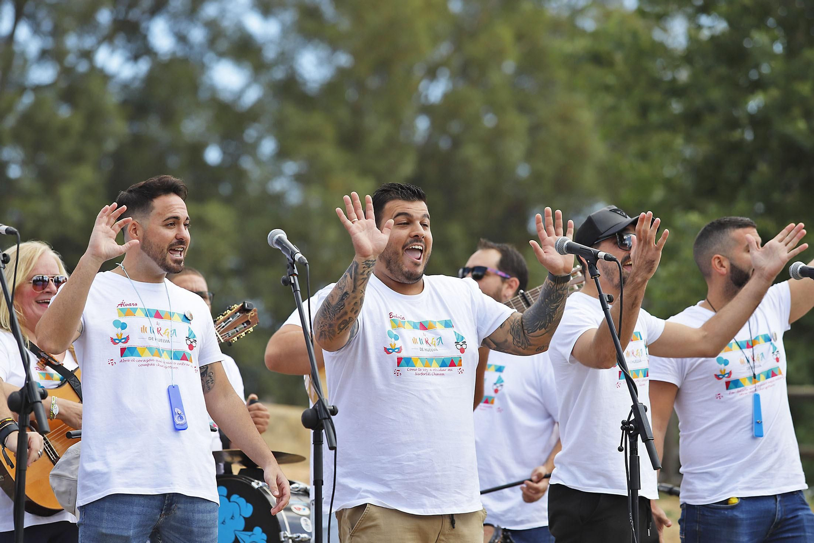 Imágenes de la convivencia carnavalera del Parque Moret en Huelva