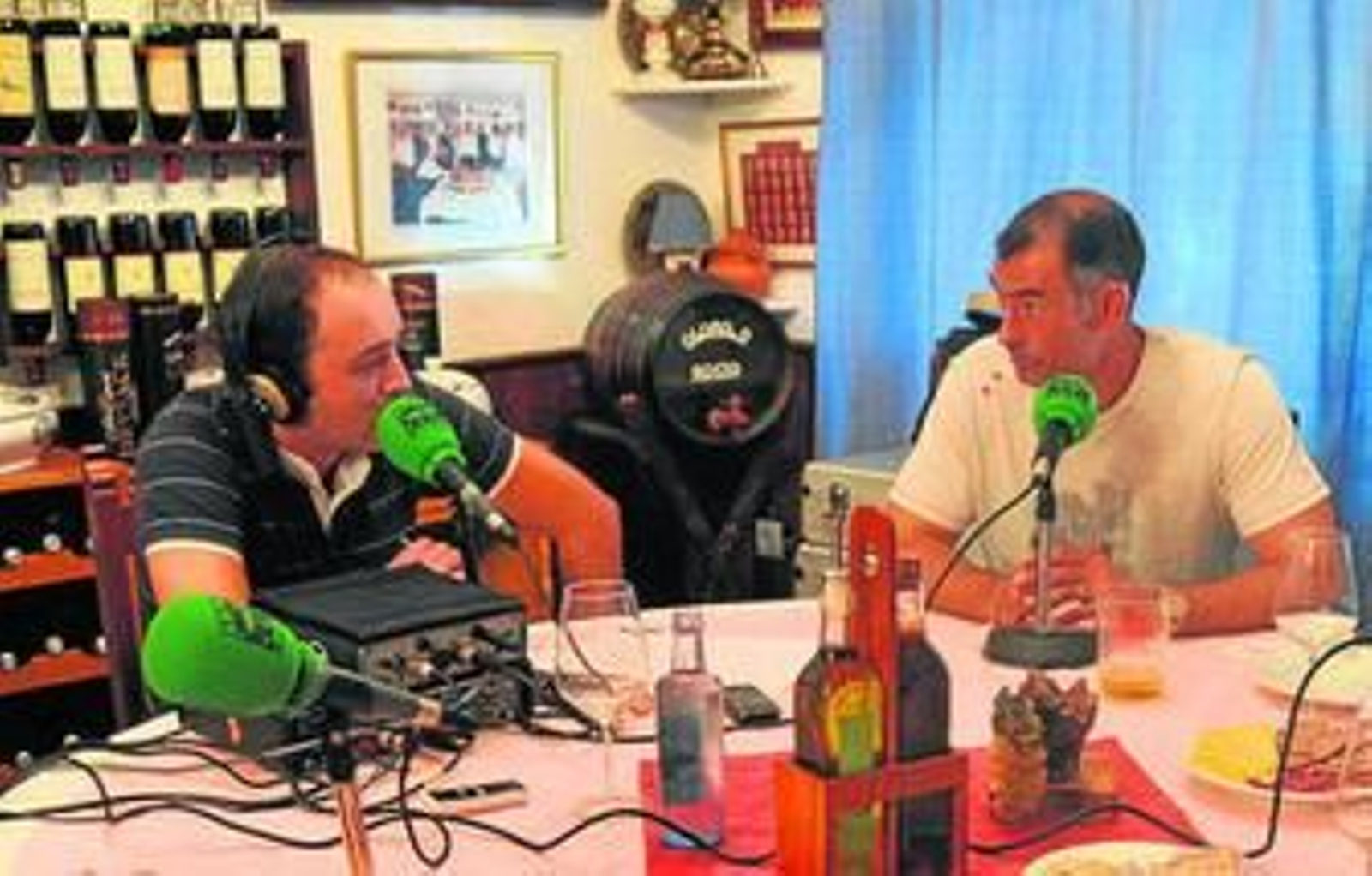 Javi López estuvo ayer en la tertulia de Onda Cero en la Cepa de Oro.