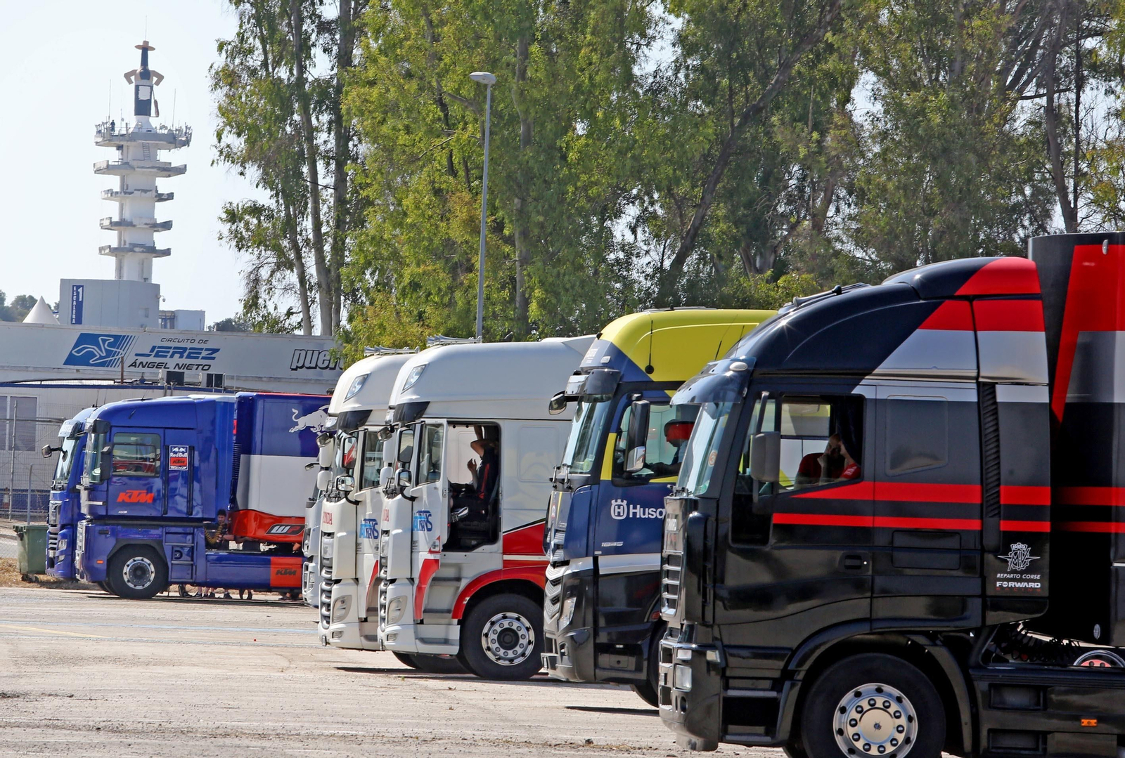 Preparativos para el Gran Premio de España de Moto GP en Jerez