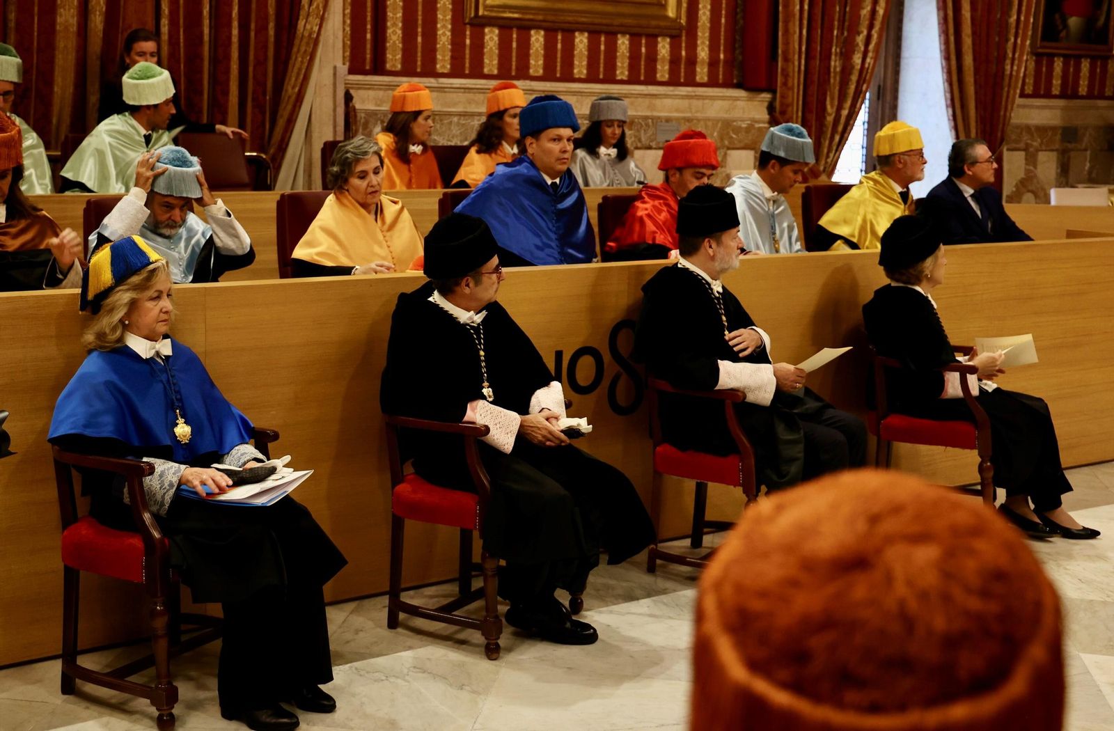 Acto de apertura del curso académico 2024/25 de la Universidad CEU Fernando III en el Ayuntamiento de Sevilla.