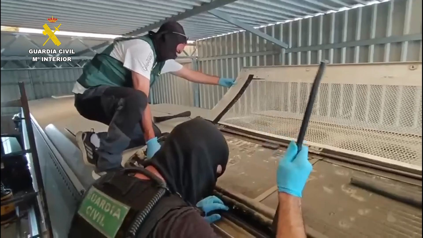 Cae una red que traficaba con hachís entre Marruecos y Bélgica oculto en la refrigeración de autobuses