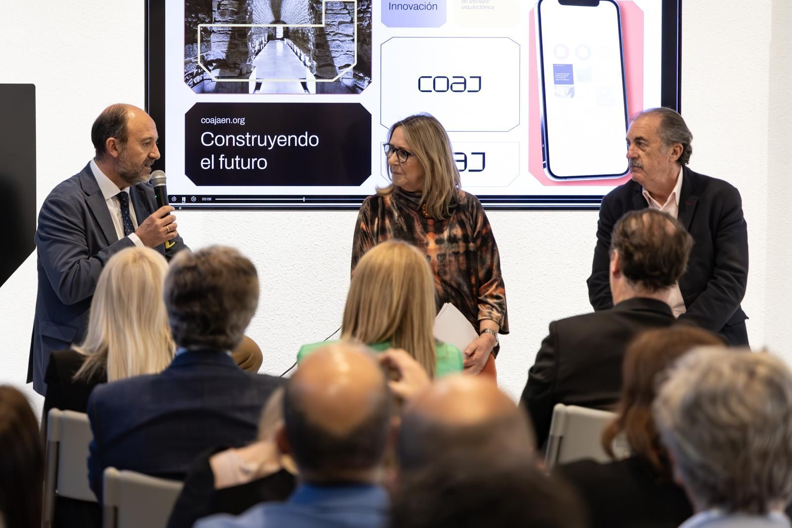Presentación de la nueva imagen del Colegio de Arquitectos de Jaén