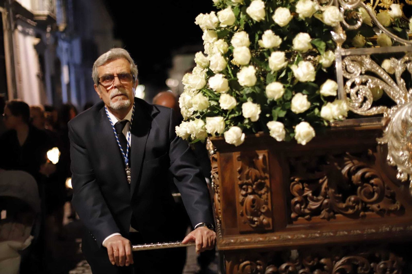 Viernes santo en Villanueva de Córdoba: la procesión de la Soledad en imágenes