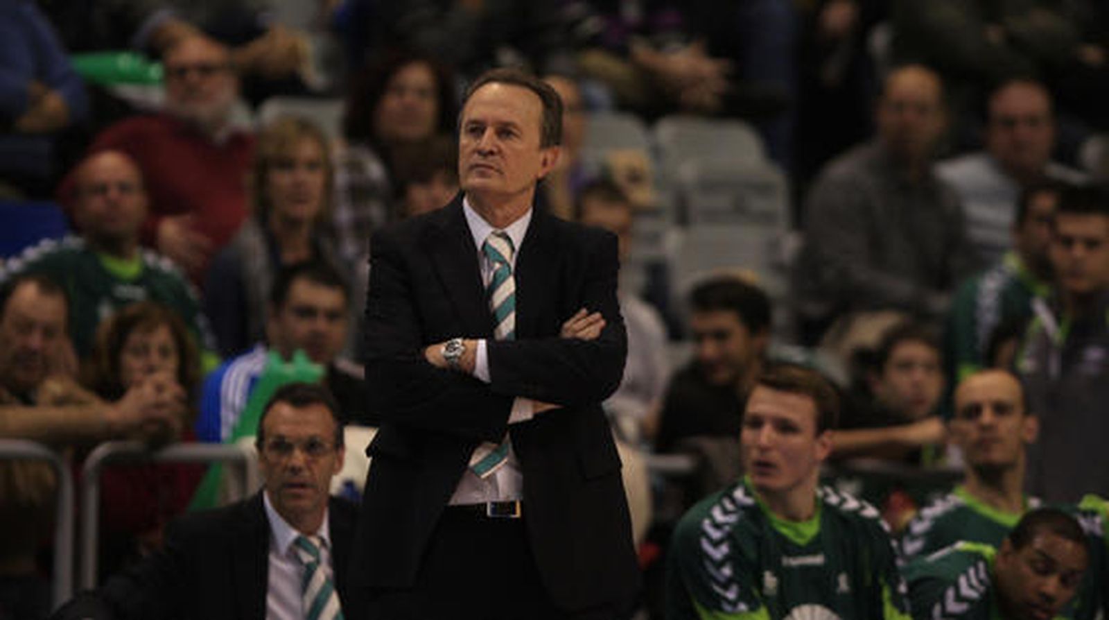 El Unicaja pierde contra el Power Electronics (64-70) y se aleja de la Copa del Rey

Los de Aíto lo intentaron hasta el final, pero la precipitación y el mal día en los tiros decantaron el encuentro para los valencianos.

Foto: Sergio Camacho / Agencias