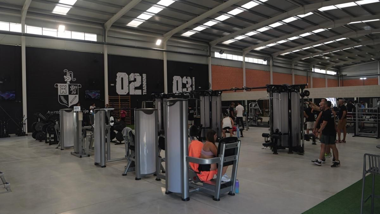 Inauguración del nuevo gimnasio del Pabellón de Deportes de Berja