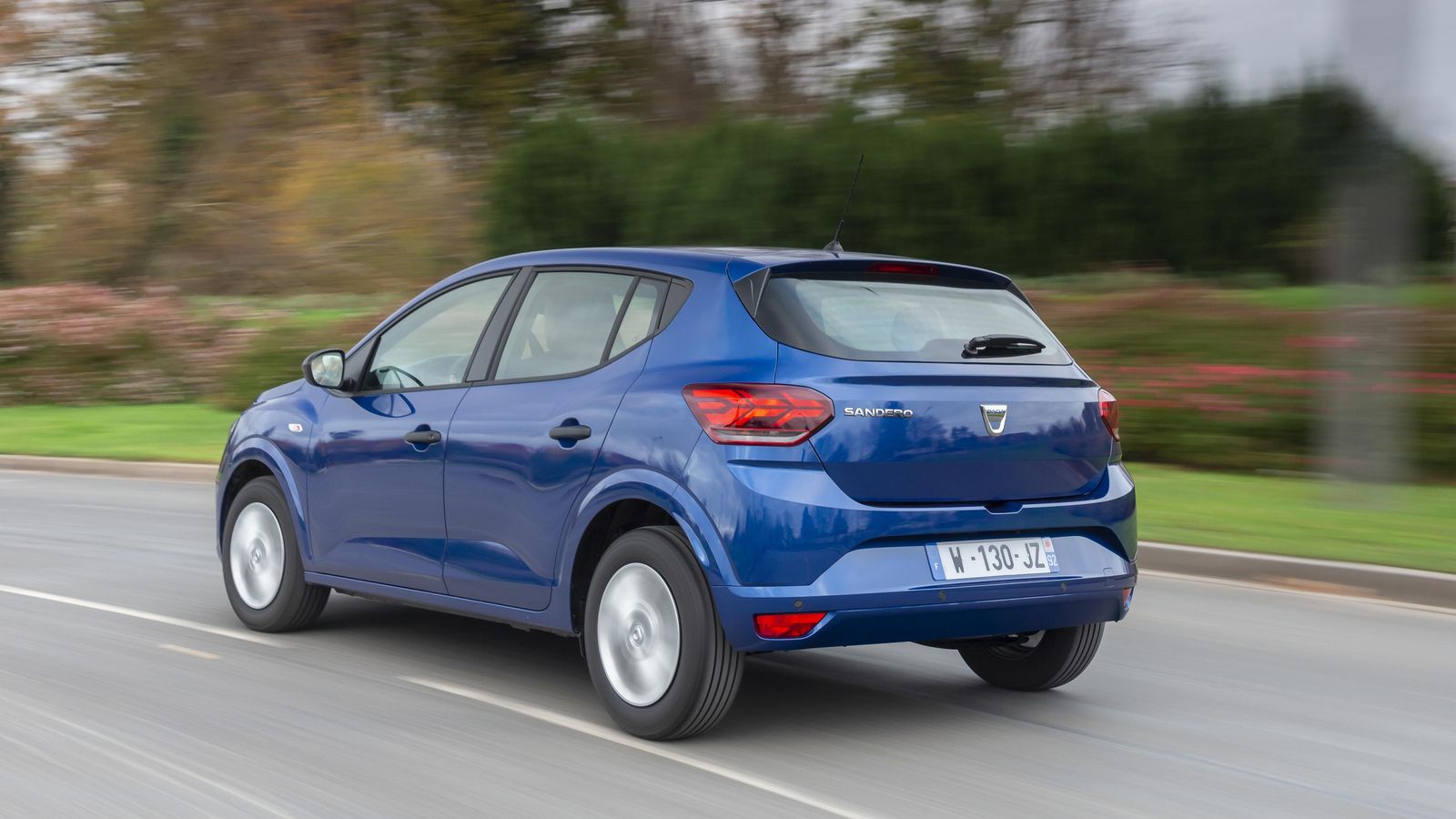 Desde cualquier punto de vista, el cambio de diseño del Sandero es sustancial. Ahora, además, es un coche más aerodinámico, con sus consiguientes ventajas.