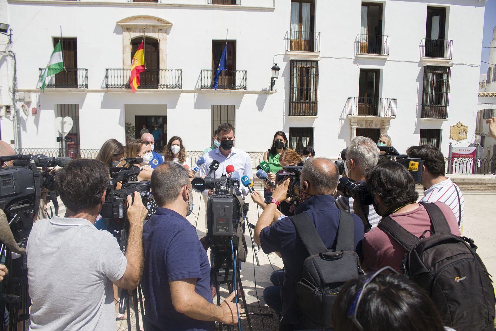 El Ayuntamiento de Estepa muestra su repulsa por el crimen de Rocío Caíz