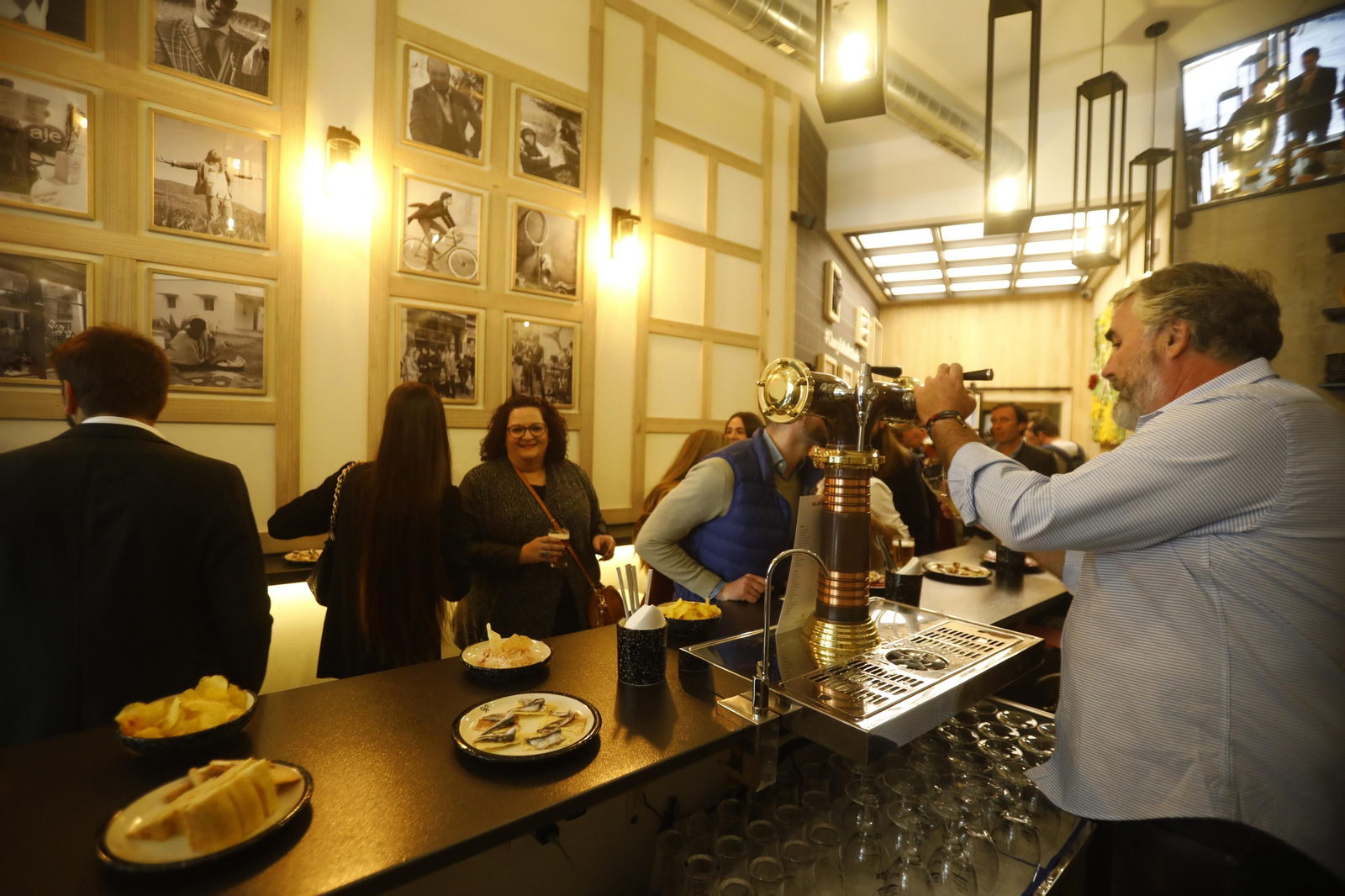La inauguración del Bar Silbon en Córdoba, en imágenes