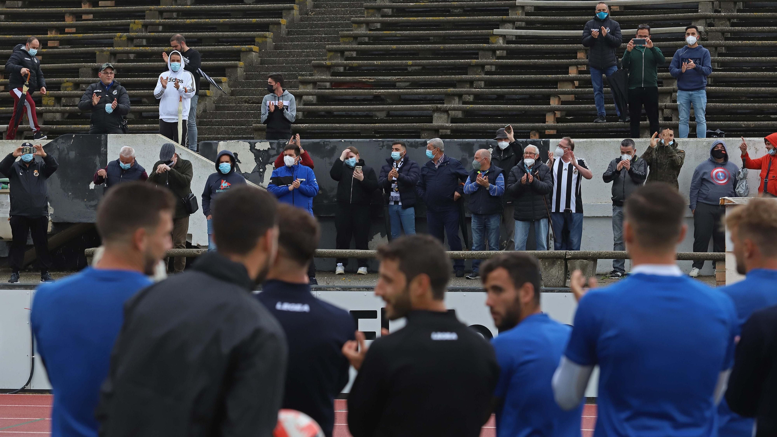 Fotos del entrenamiento a puerta abierta de la Balona