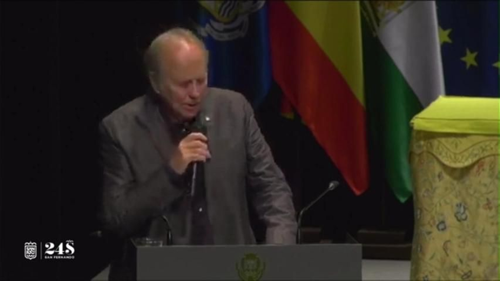 Serrat canta en el Teatro de las Cortes: la gran sorpresa del 24 de Septiembre en San Fernando