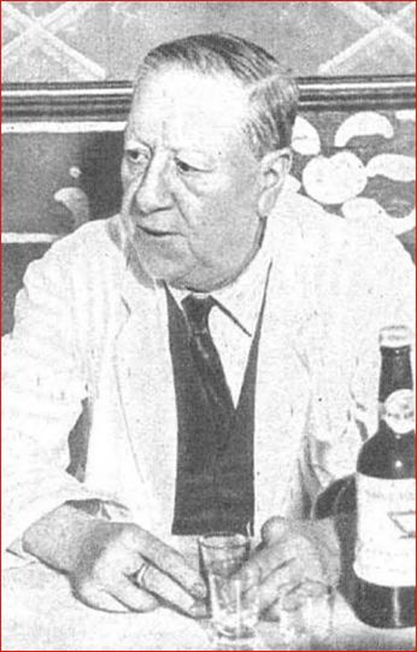 [2] De camarero en Madrid.