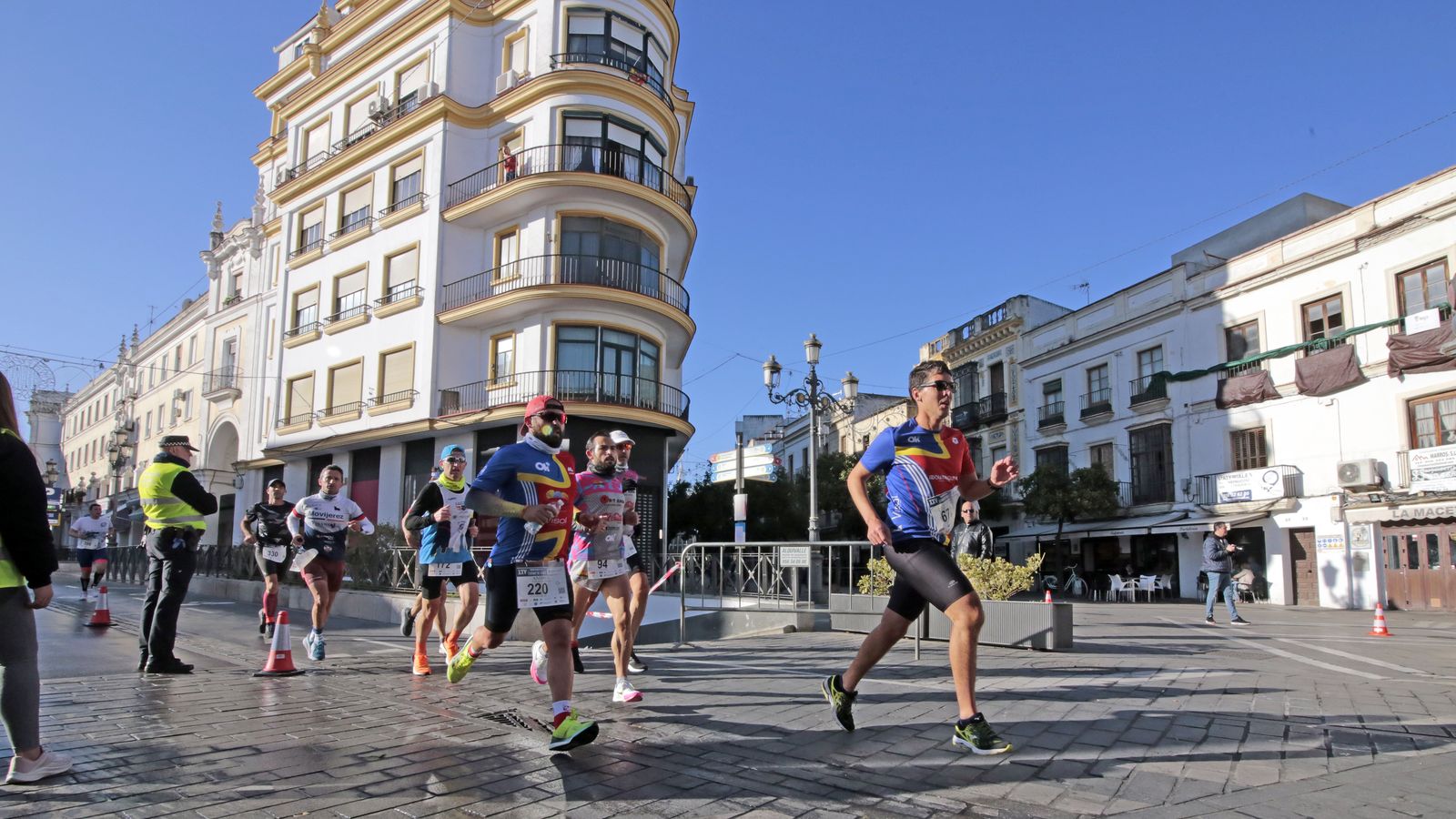 Imágenes de la XXV Media Maratón 'Ciudad de Jerez'