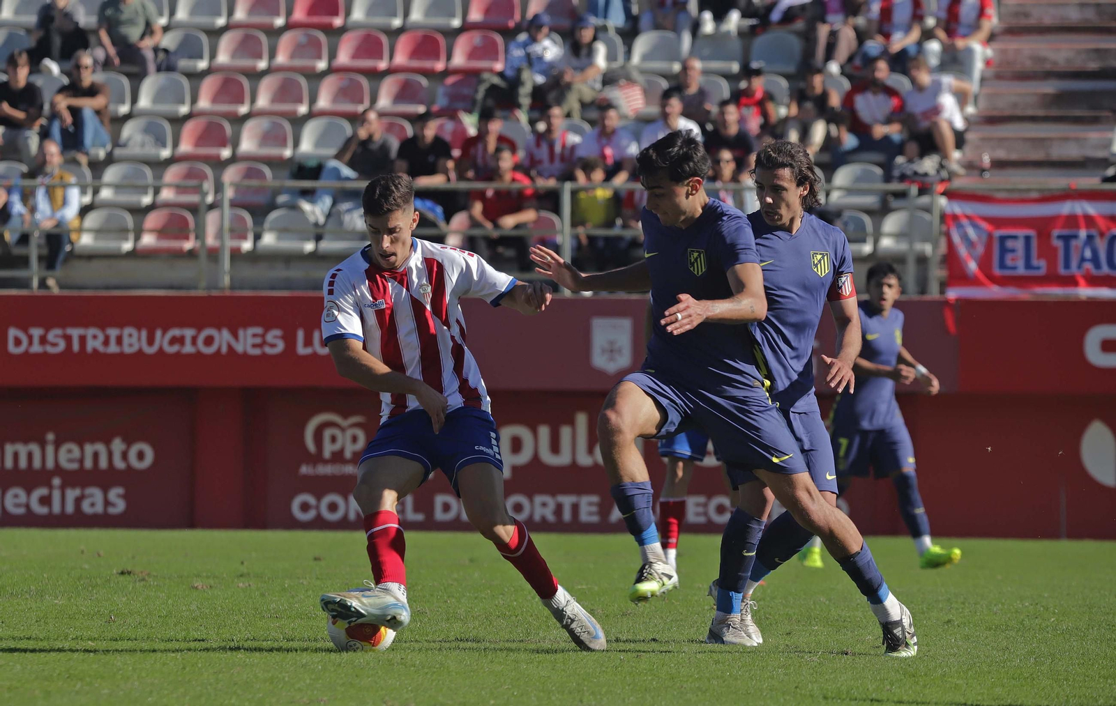 Las mejores fotos del Algeciras - Atlético Madrileño de Primera Federación