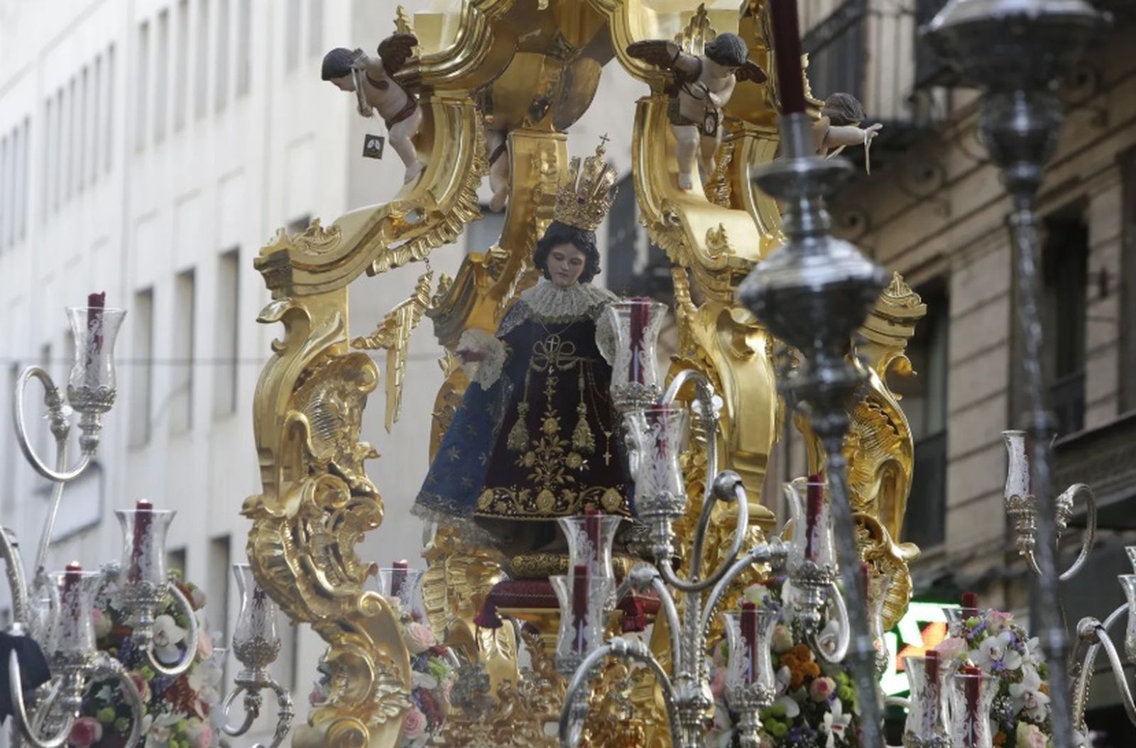 El Niño Jesús de Praga recorre el centro este sábado