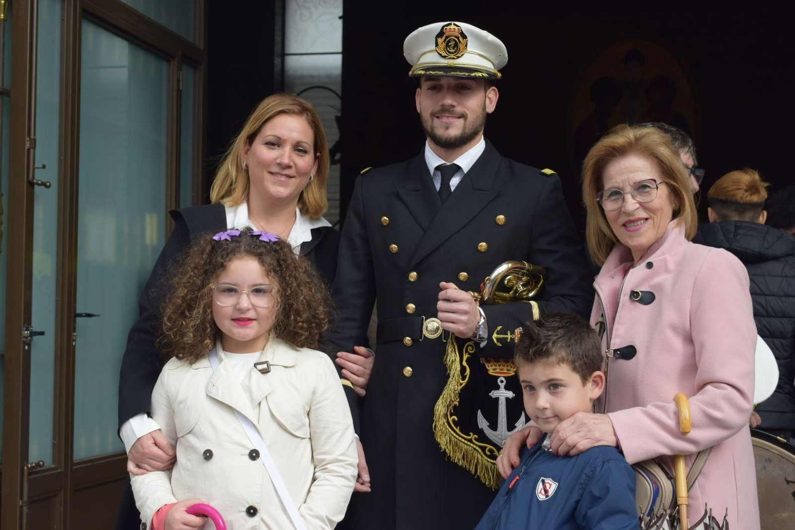 En imágenes: La lluvia suspende el Lunes Santo en cuestión de horas