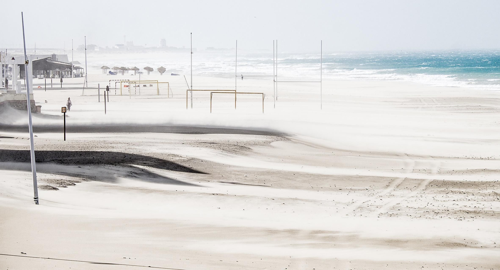 Efectos del temporal de levante en Cádiz
