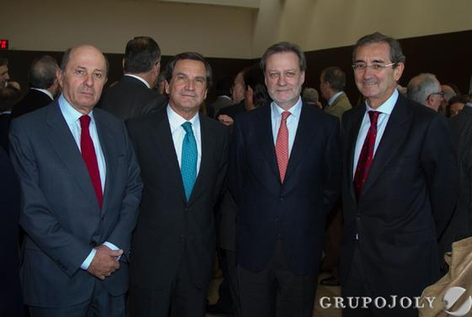 Salvador Loring, de Ebro Foods; Antonio Díaz, de Emasesa; el catedrático Miguel Ángel de la Rosa, y Antonio Fragero, de Proyecto Hombre./ Belén Vargas/Juan Carlos Vázquez