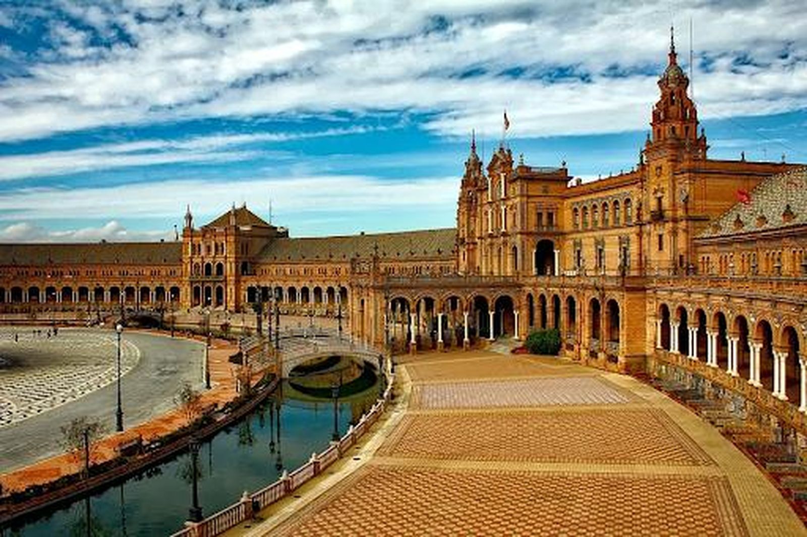 Conoce 10 tours maravillosos que puedes disfrutar en Sevilla