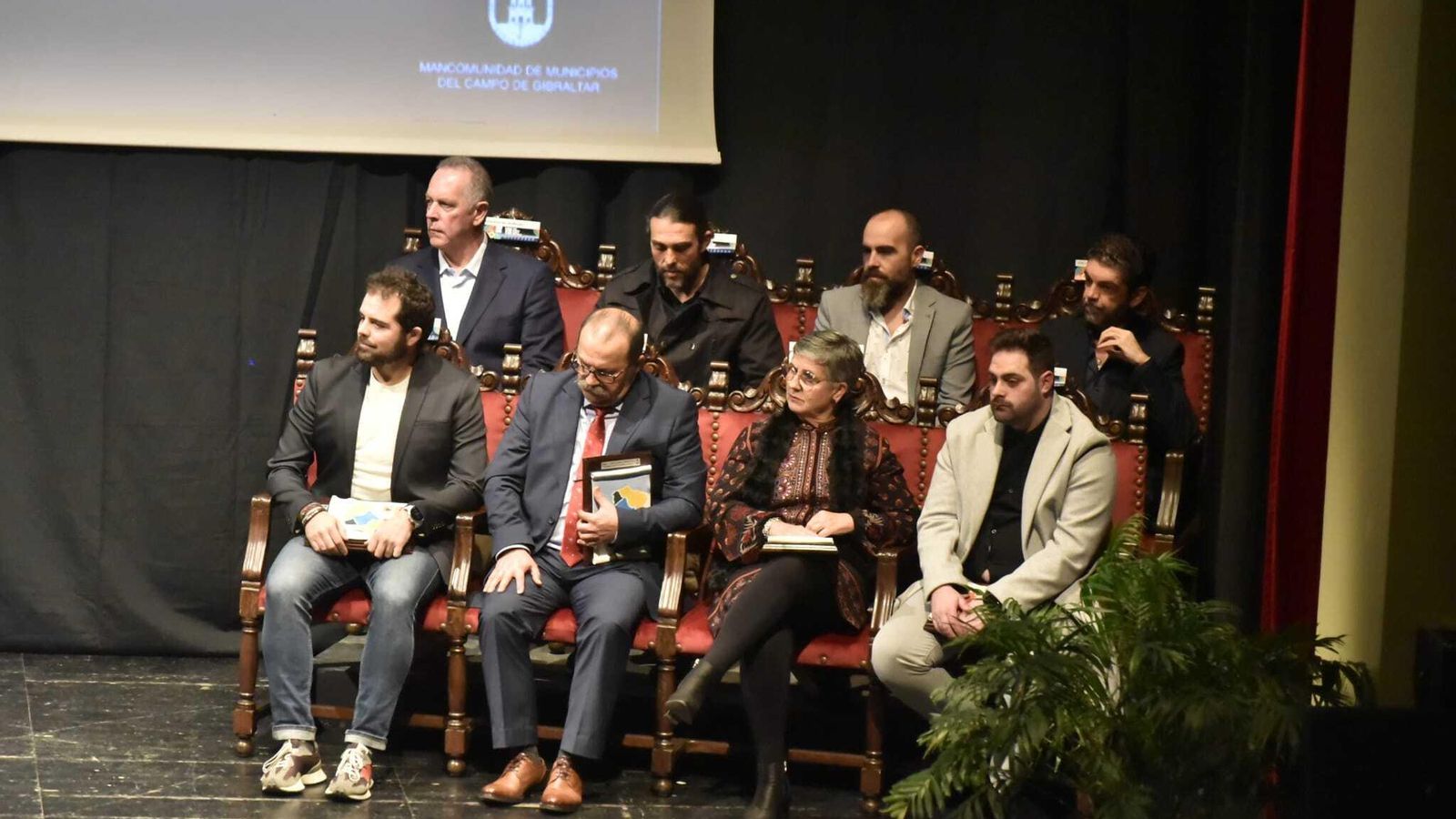 Los galardonados, durante el acto.