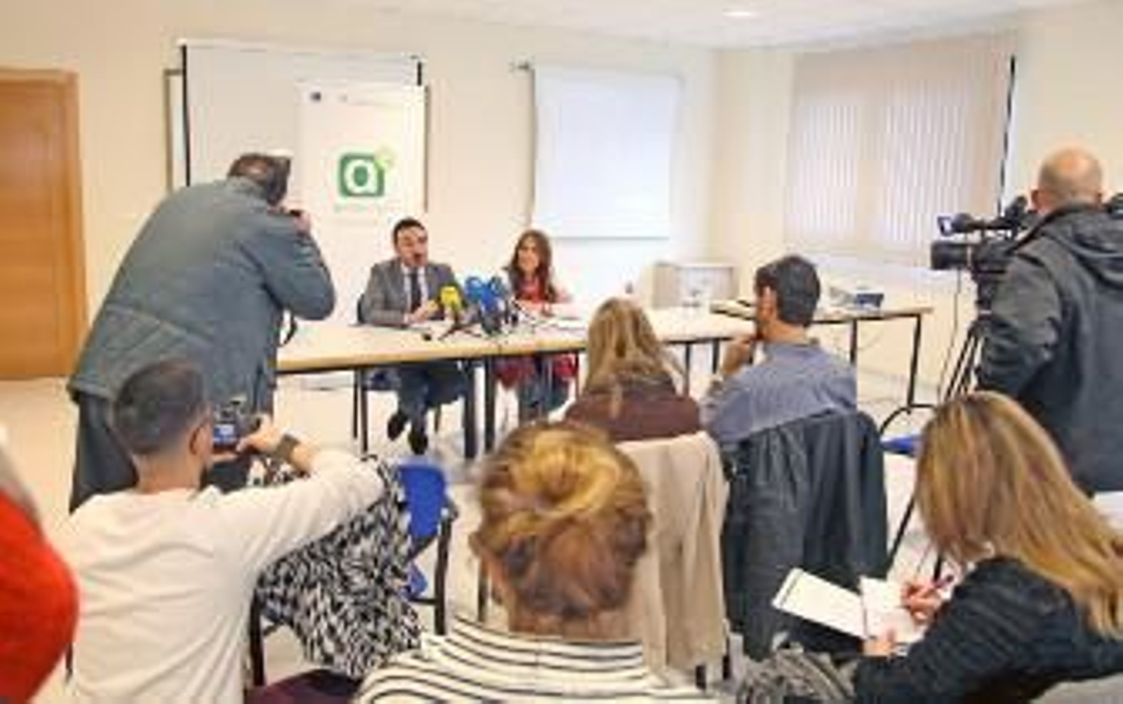 El CADE de Jerez ayuda a crear más de 220 empresas durante 2015