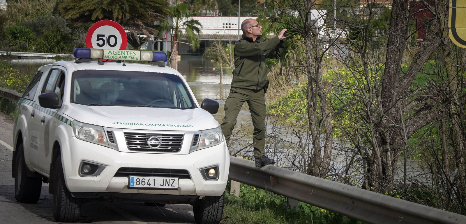 Intensa jornada en las zonas inundadas de Jerez, en imágenes