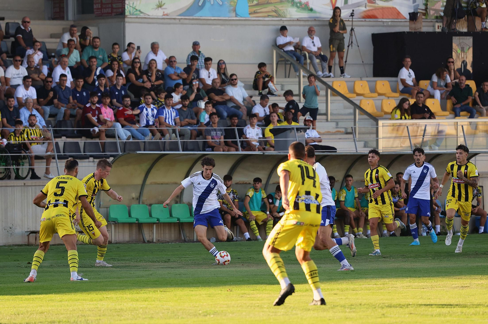 Imágenes del San Roque de Lepe-Atlético Onubense