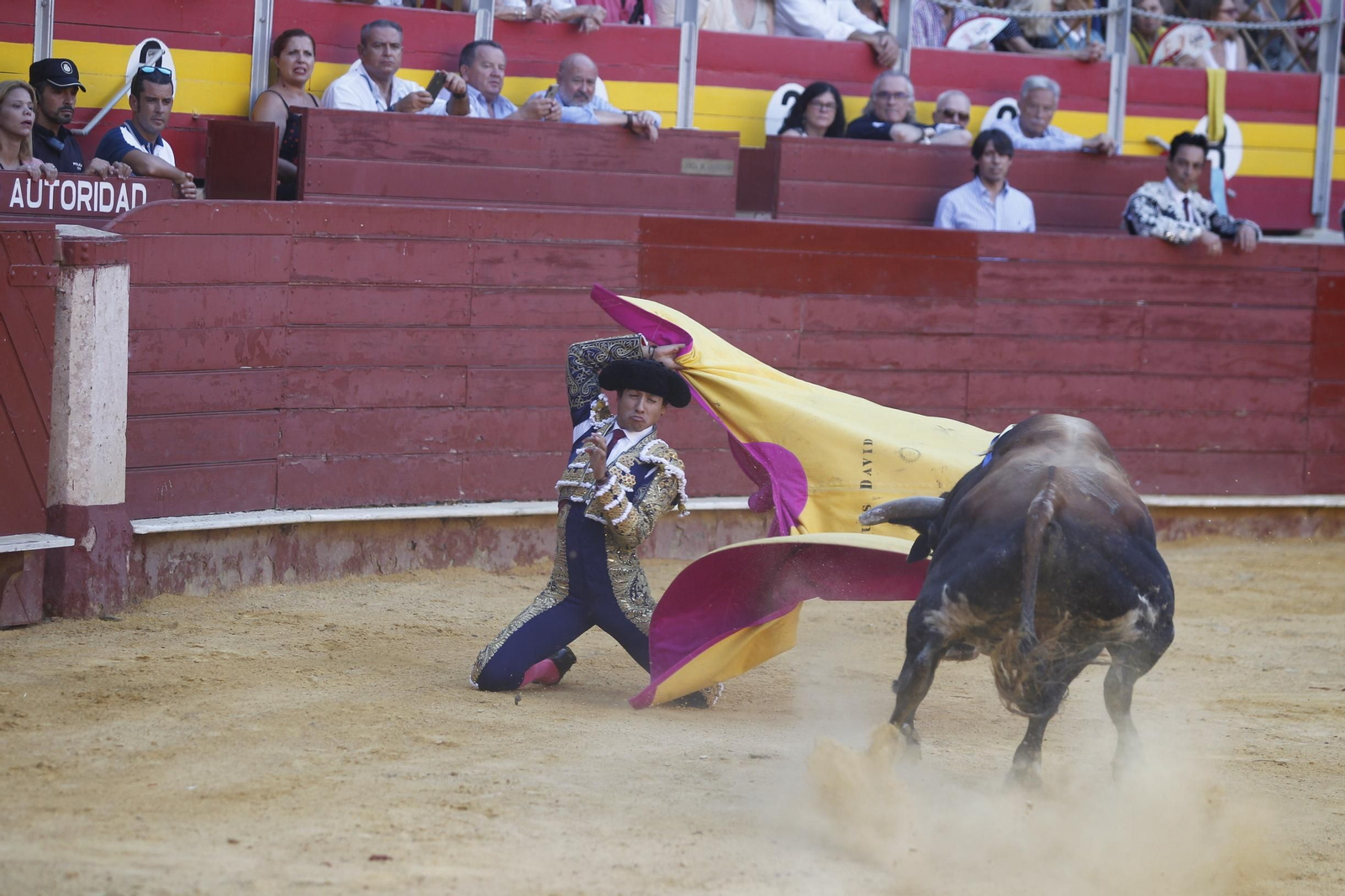 Fotogalería Primera Corrida de Toros. Feria de Almería 2019