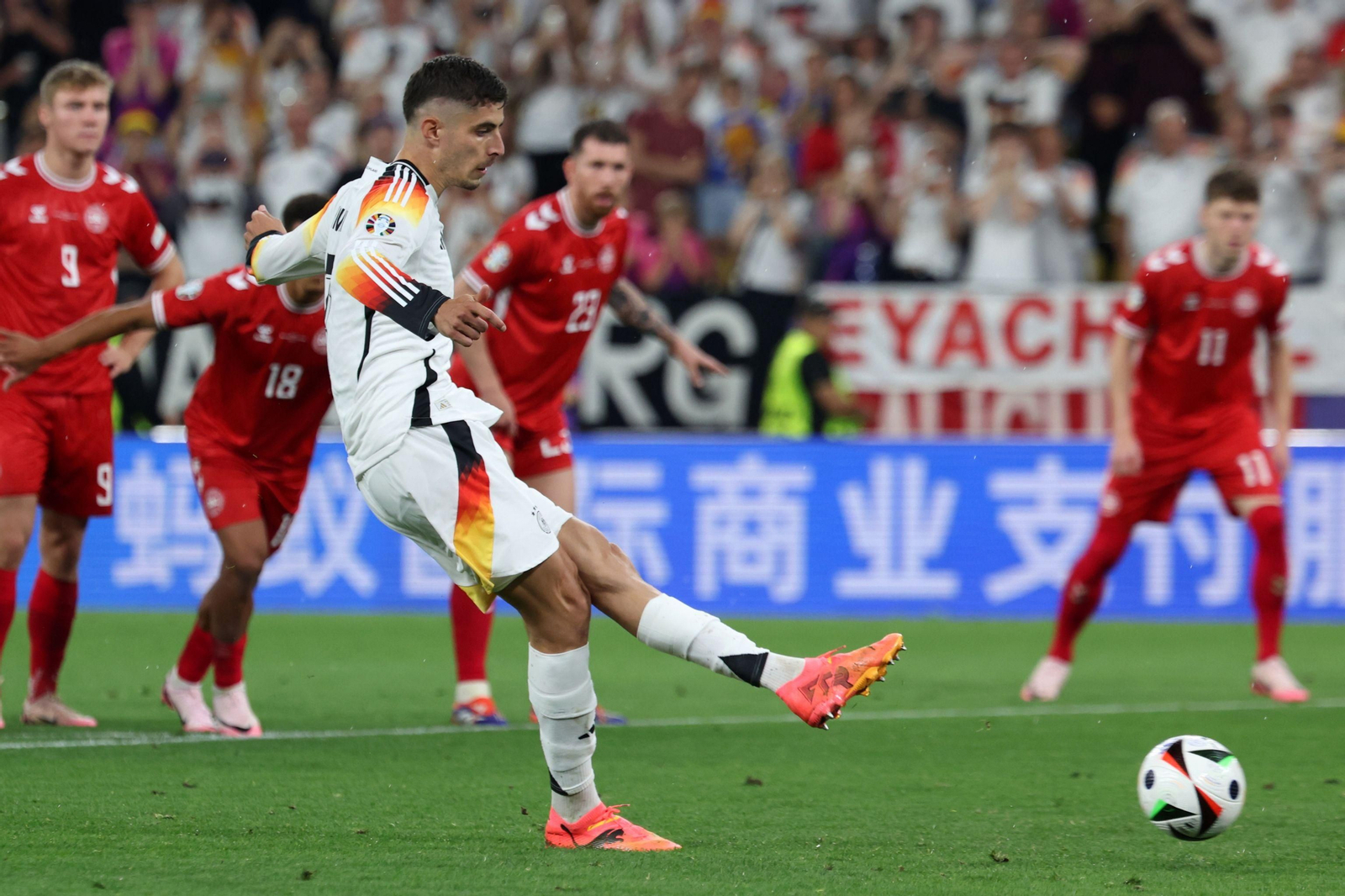 Las mejores fotos del Alemania - Dinamarca