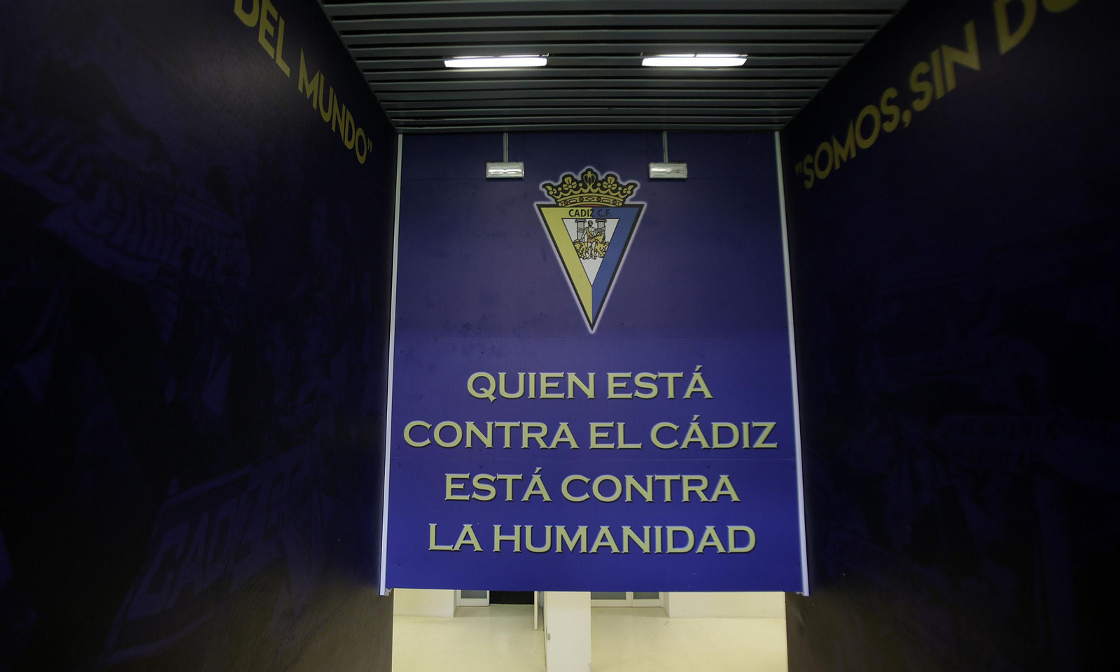 Imágenes del Estadio carranza vació. primer día sin futbol