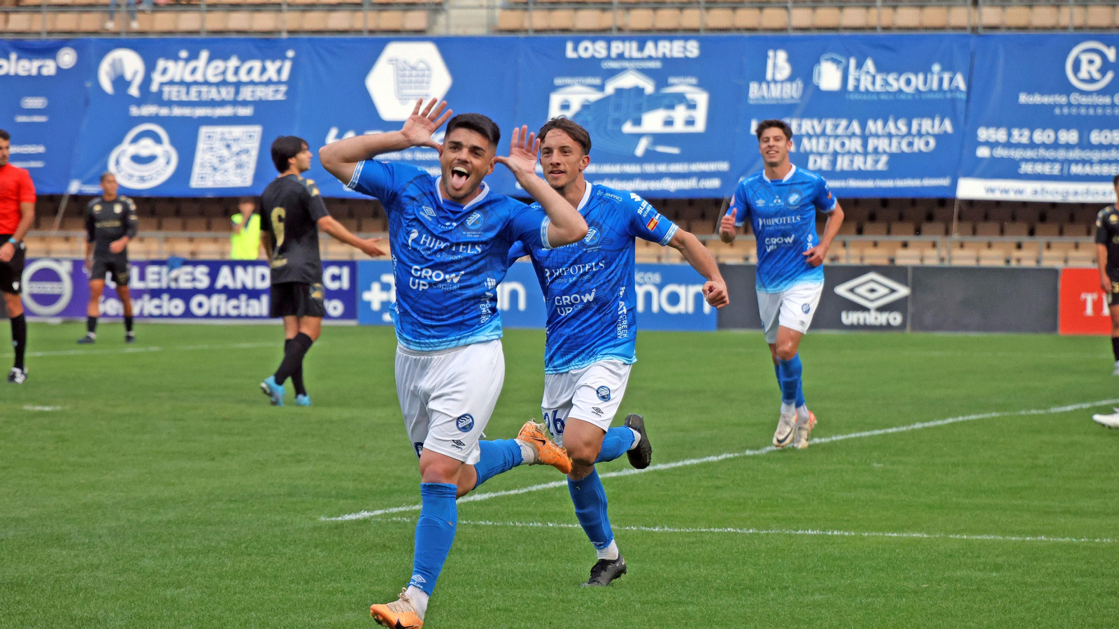 Xerez DFC - Ceuta B en el Municipal de Chapín en Jerez
