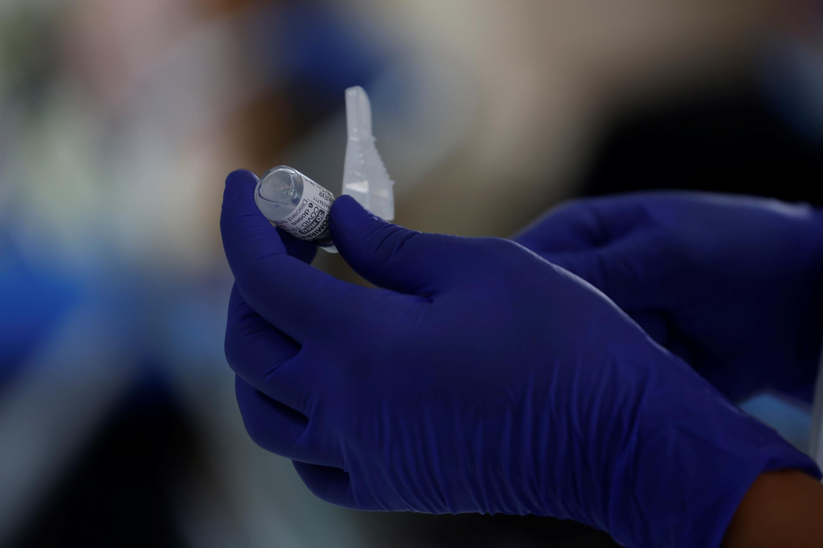 El inicio de la vacunación de la gripe y el Covid en las residencias de Córdoba, en fotos