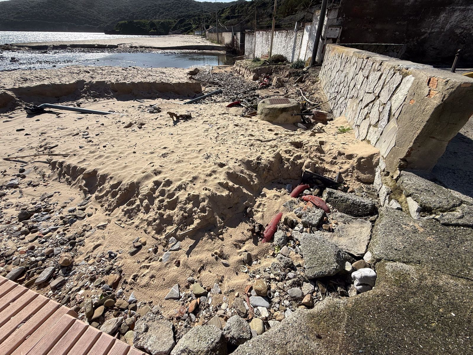 Las fotografías de los daños de las últimas borrascas en las playas de Getares y El Rinconcillo, en Algeciras