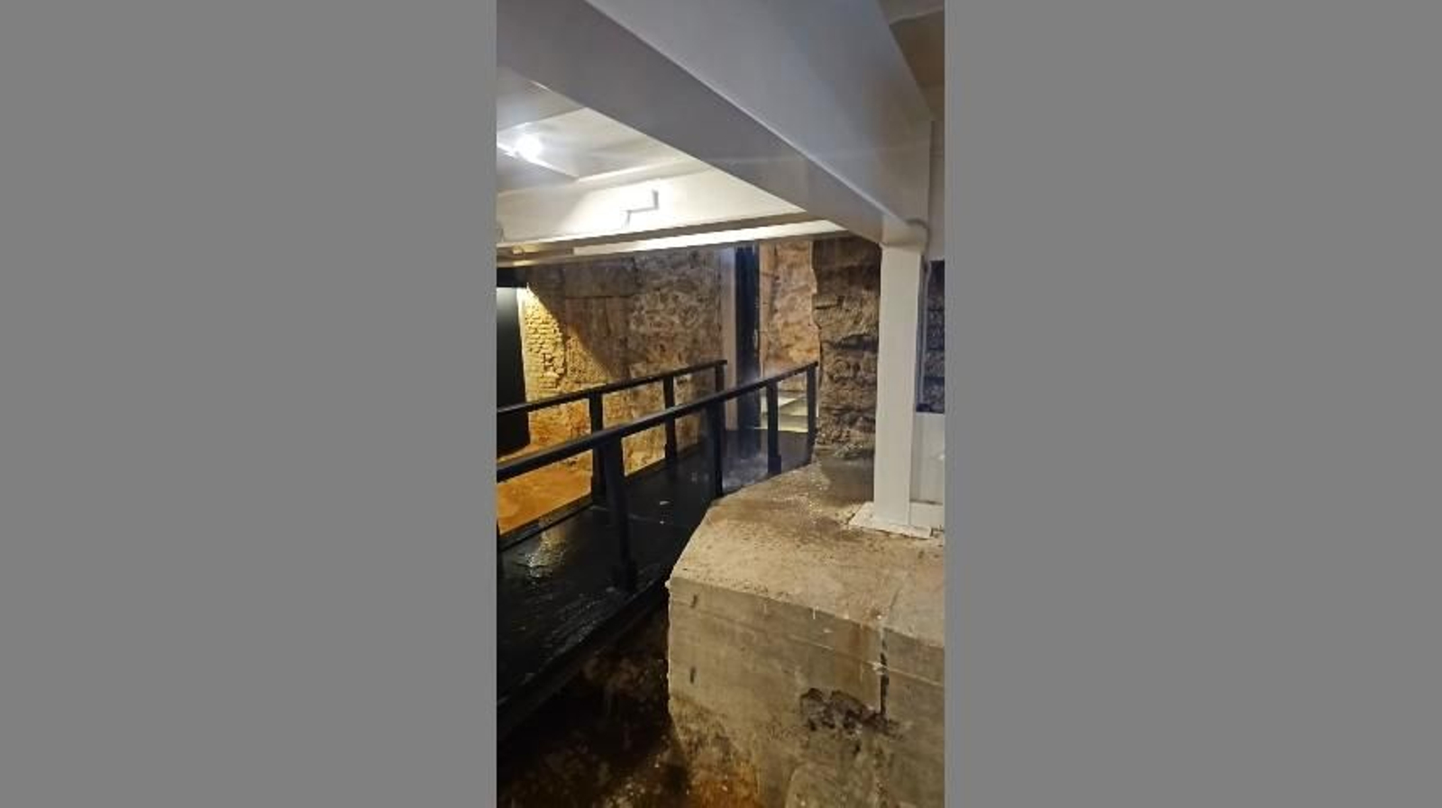 Filtraciones en Entre Catedrales por la borrasca Claudia