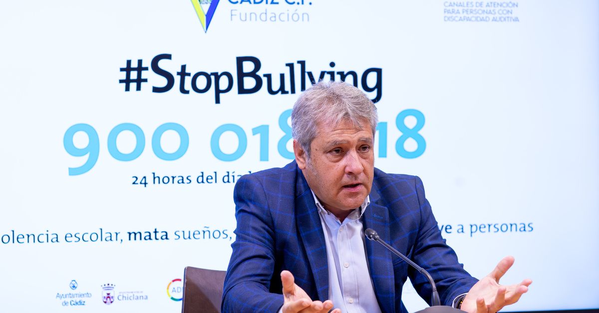 El Cádiz CF se implica en la lucha contra el acoso escolar