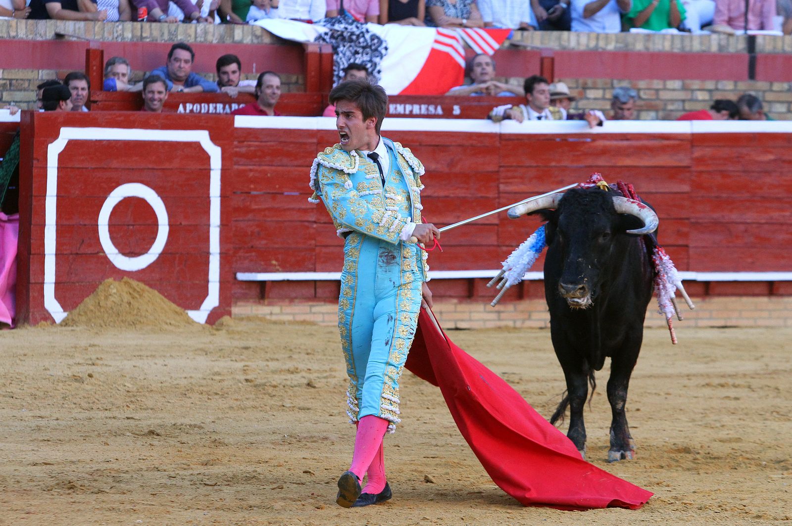 Imágenes de la Novillada de Rafael Serna, Emilio Silvera y Rodrigo Molina.