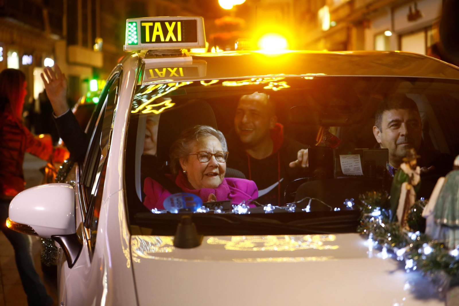 Las fotos del Paseo de la Ilusión de los mayores de Córdoba