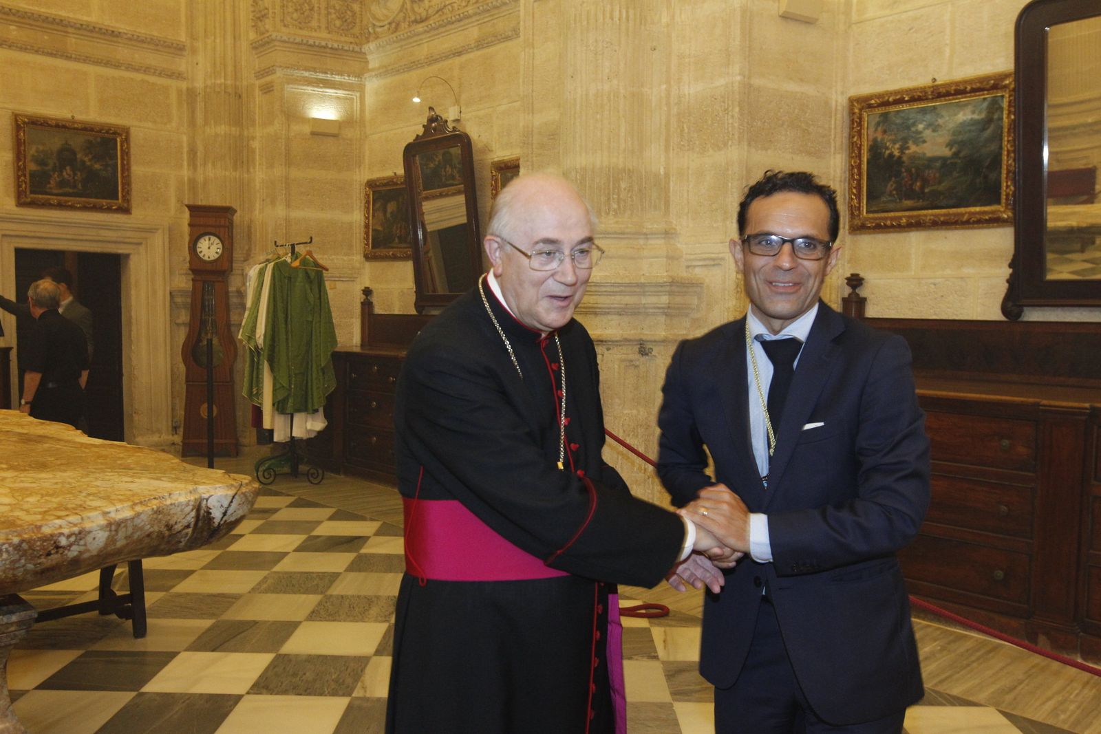 Fotogalería toma posesión nuevo Presidente Agrupación Cofradías Almería-Isaac Vilches