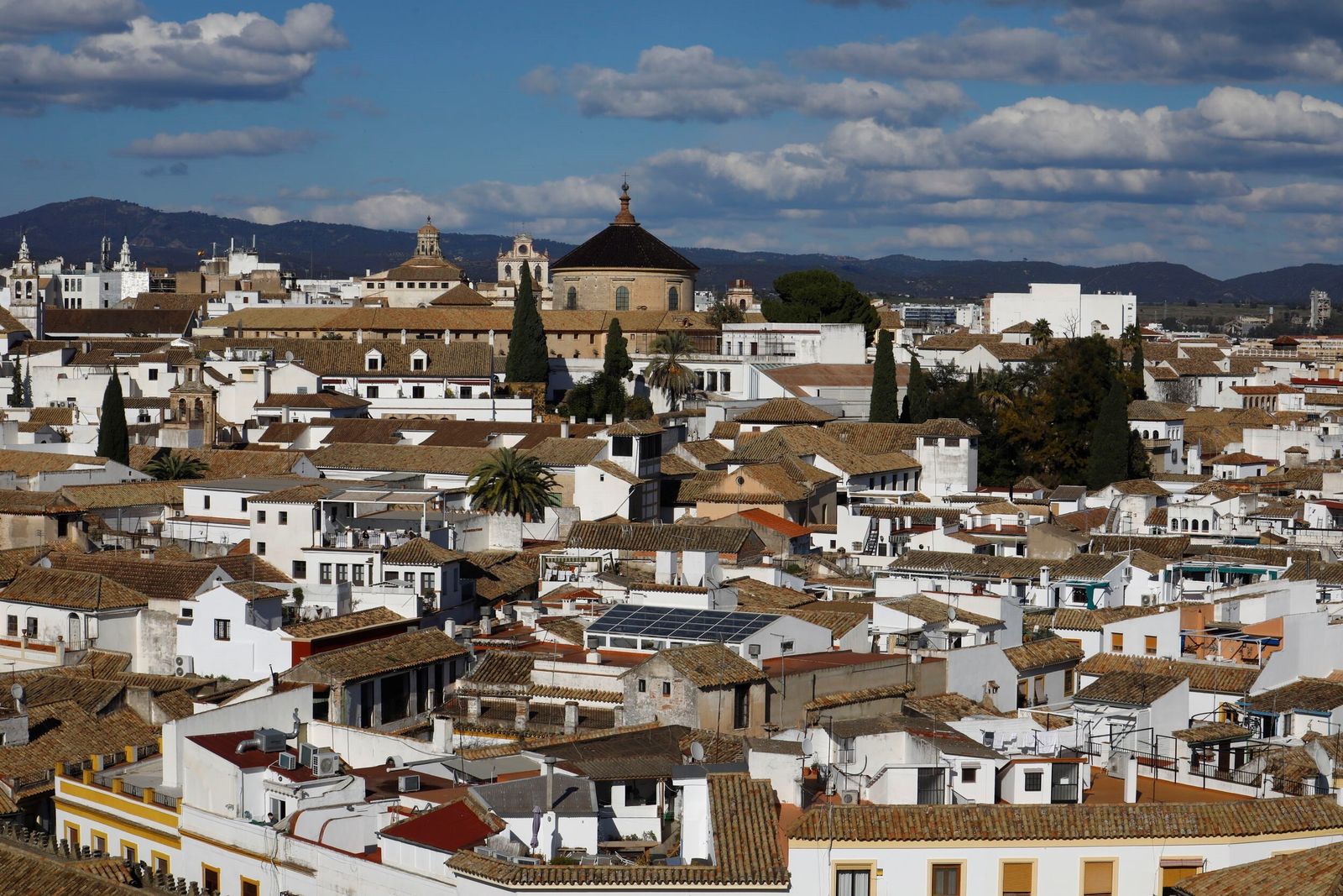 Una visita a las cubiertas y la Capilla Real de la Mezquita-Catedral de Córdoba, en imágenes