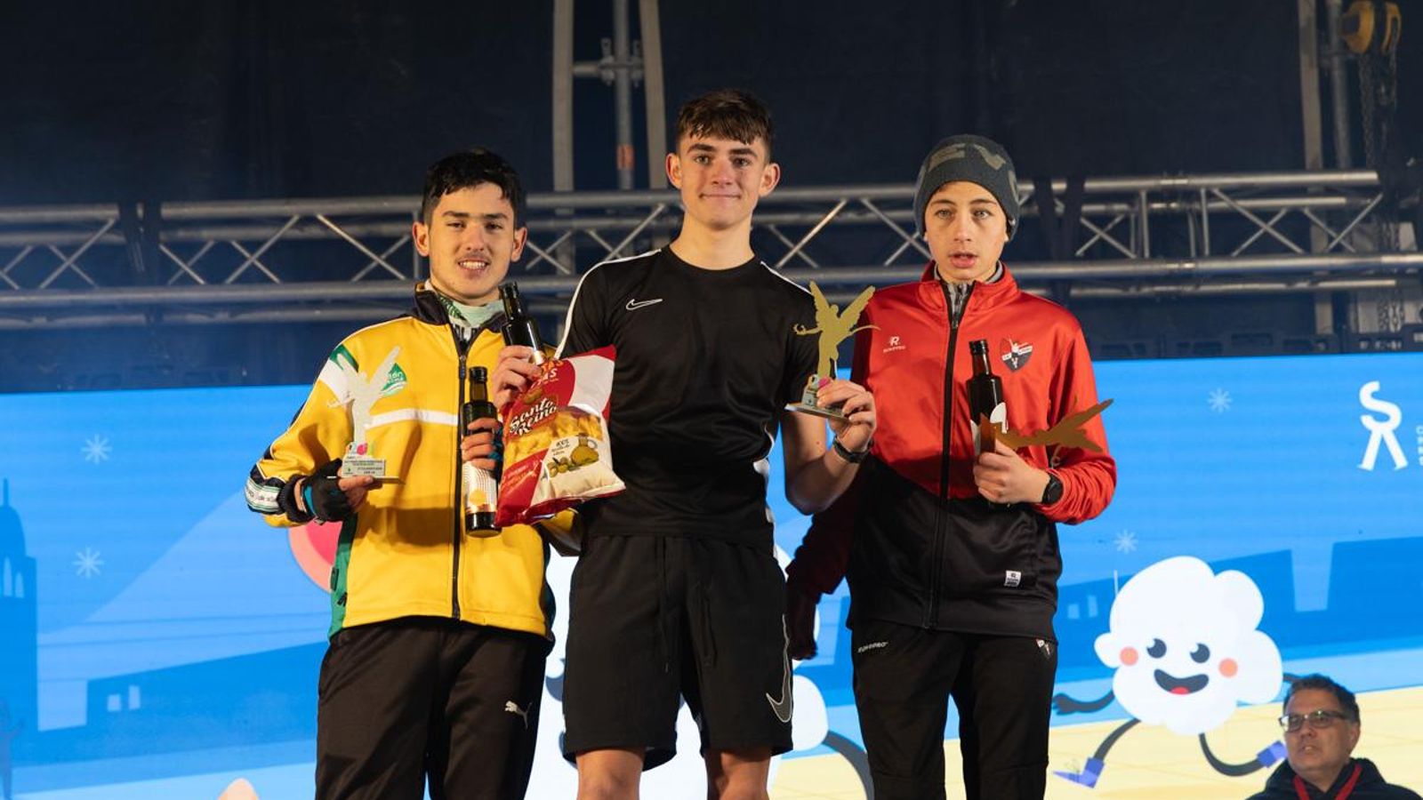 En imágenes: entrega de premios de la prueba popular de la Carrera de San Antón