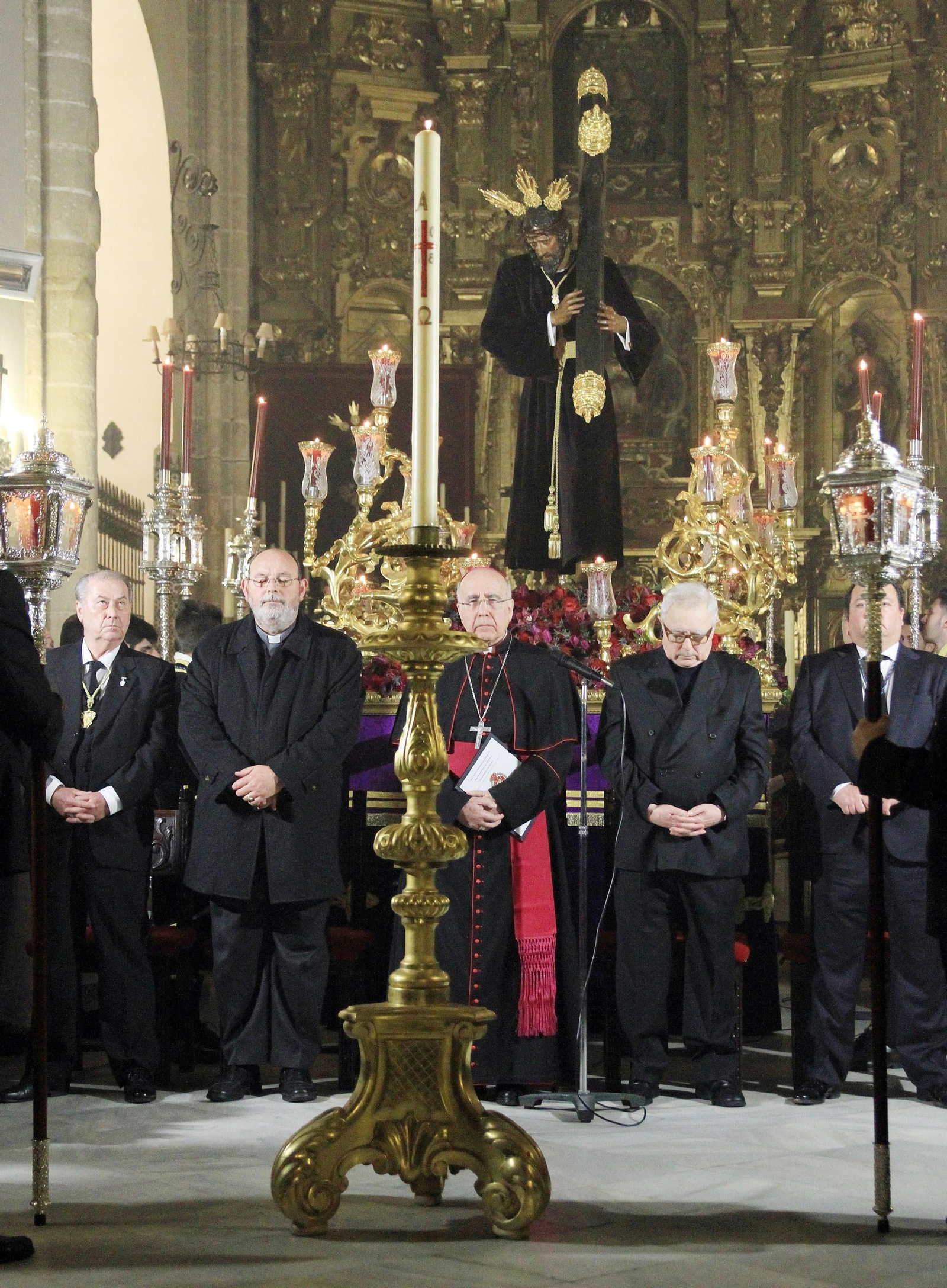 Imágenes del Vía Crucis Oficial de la Semana Santa presidido por el Señor de Pasión