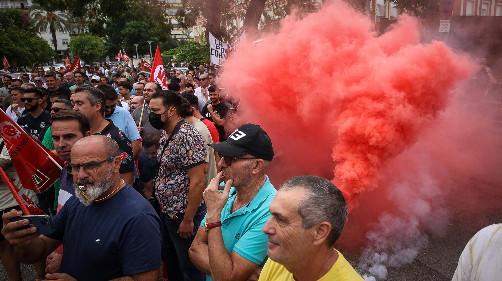 Manifestación de trabajadores de la Vid para pedir un convenio digno