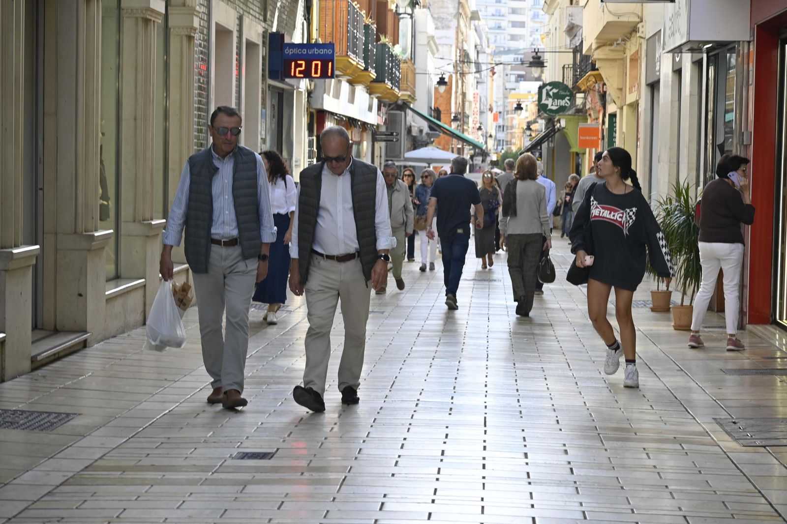 Imágenes de ambiente del jueves 24 de octubre en Huelva