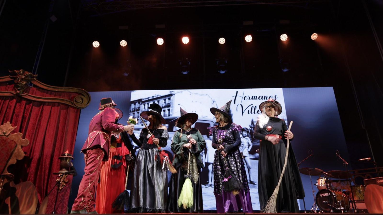 Búscate entre las mejores imágenes de la quema del dios Momo