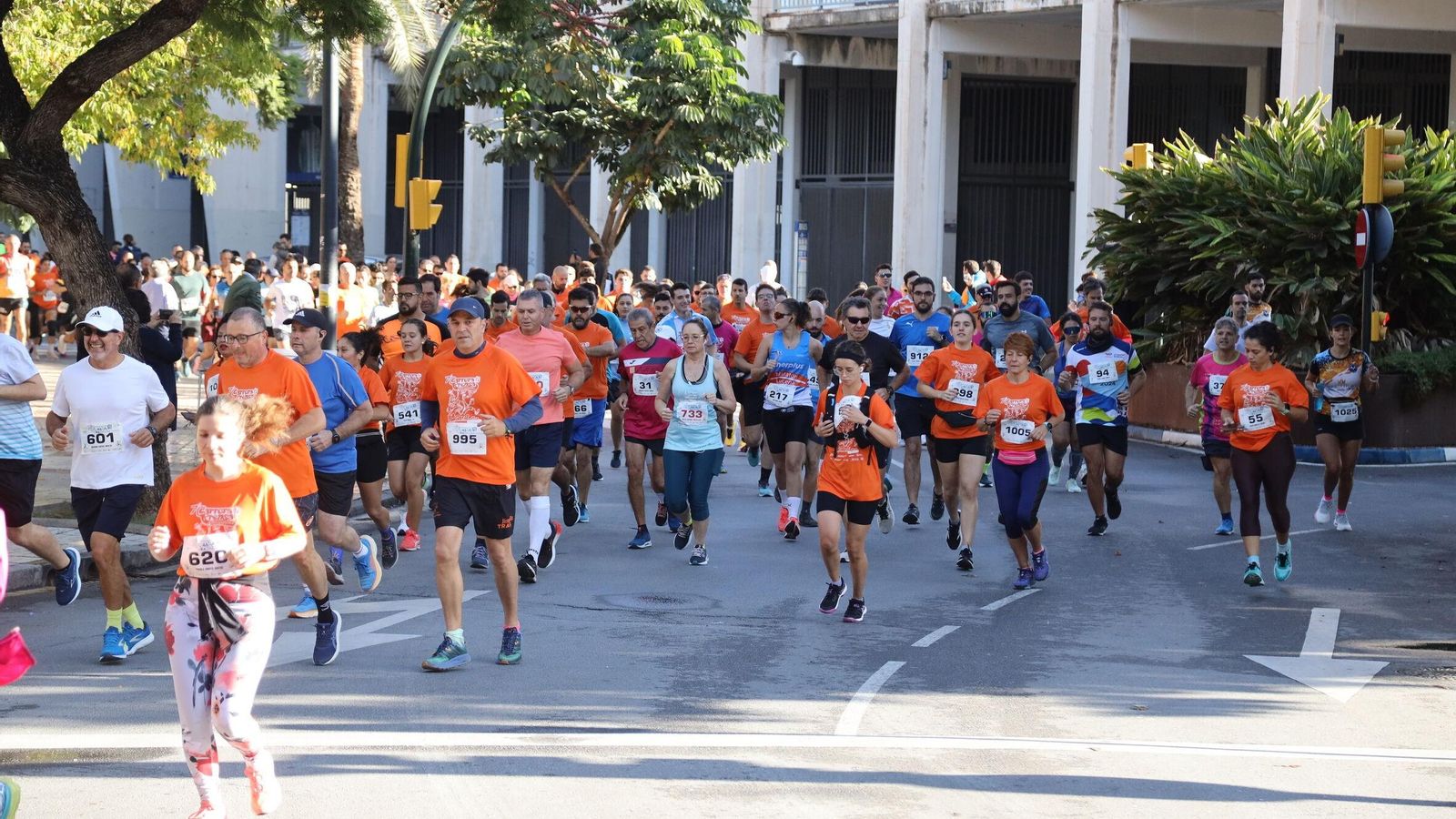 Búscate en las fotos de la Carrera de la Prensa en Málaga